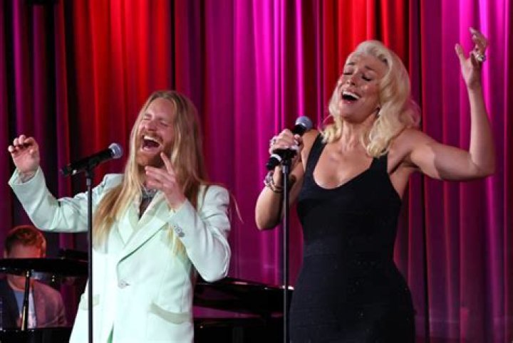Can hannah waddingham sing?