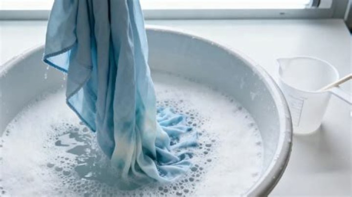Can you bleach nylon?