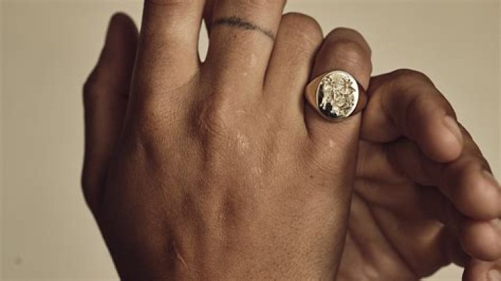 Can you pay with signet ring?