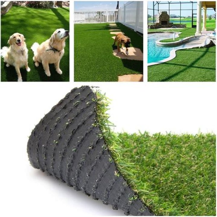 Does astroturf hurt dogs paws?