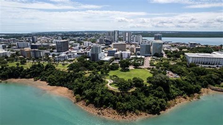 Does darwin have winter?