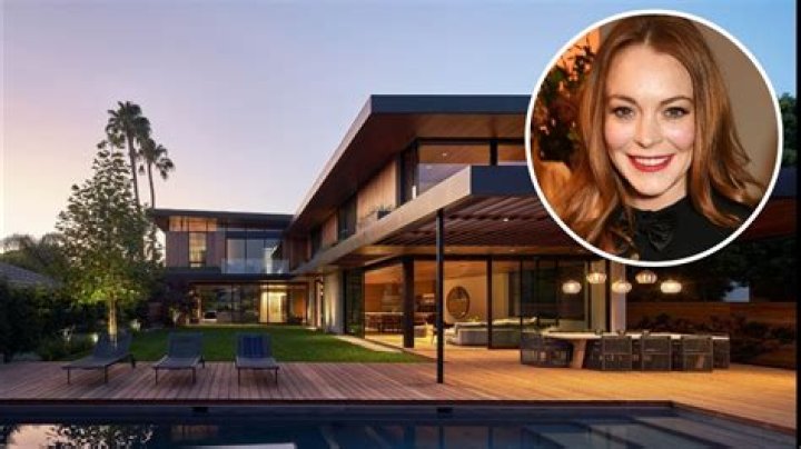 Does lohan beach house exist?