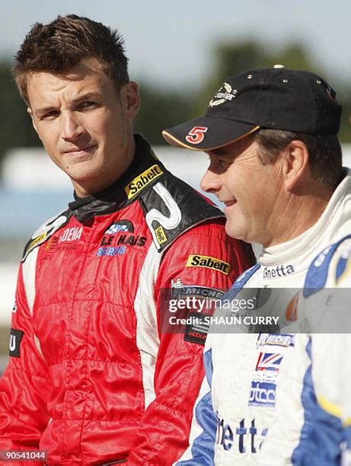 Has nigel mansell got a son?