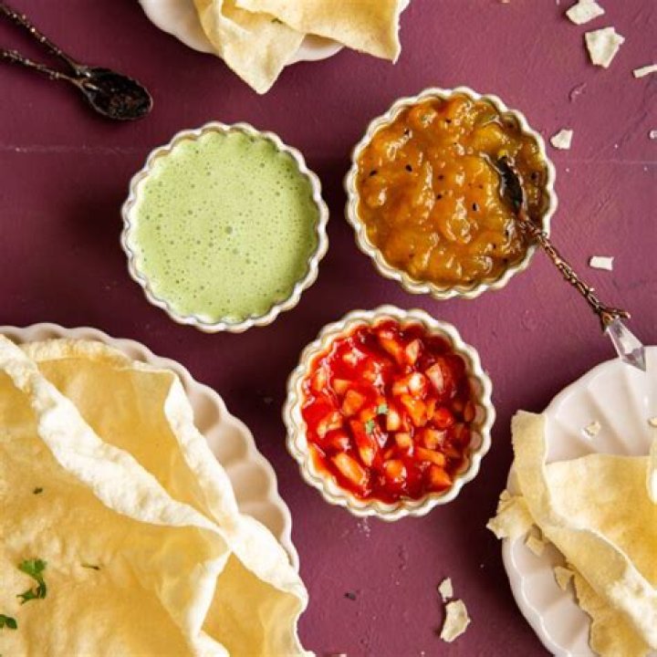 How do you spell poppadom?