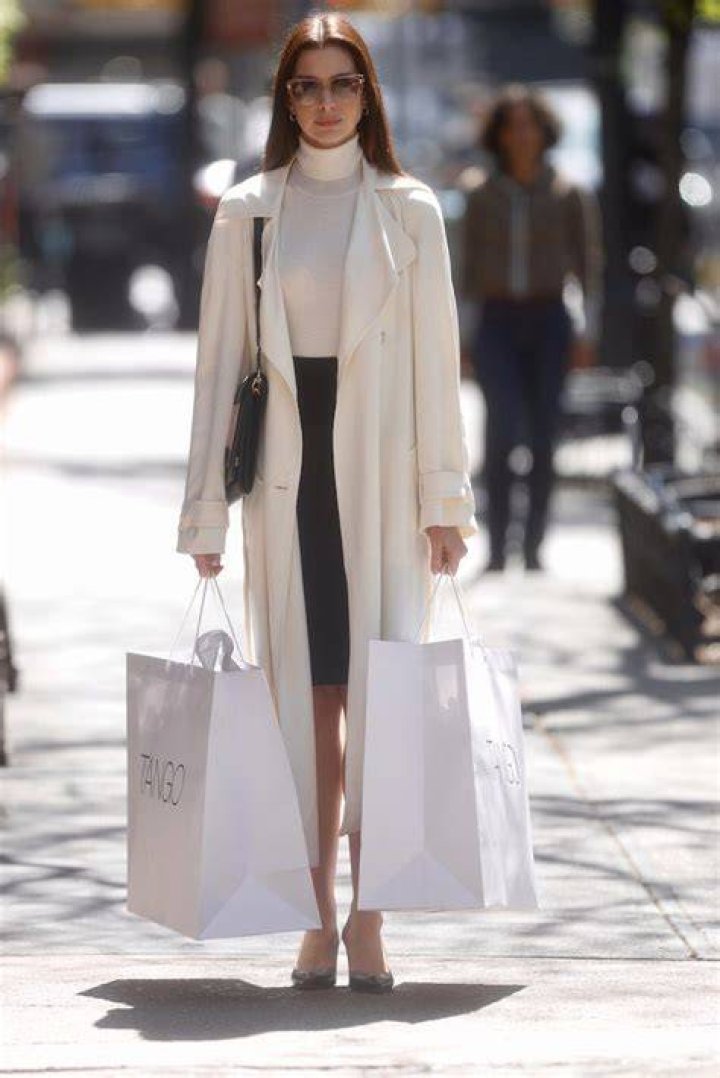 How to get off white coat?