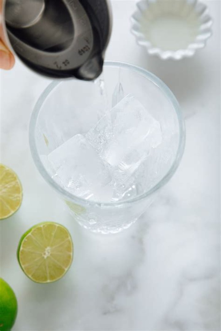 How to make gimlets?