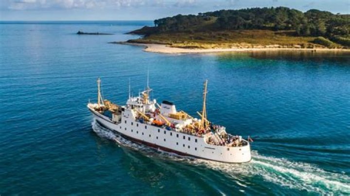 Is the scillonian sailing today?