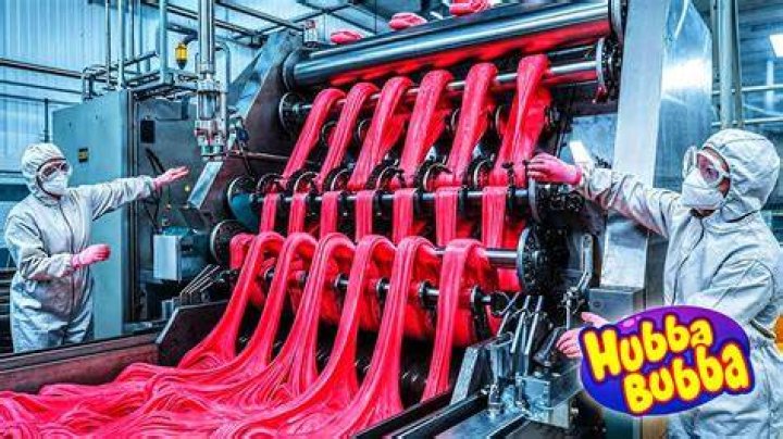 What hubba bubba made of?
