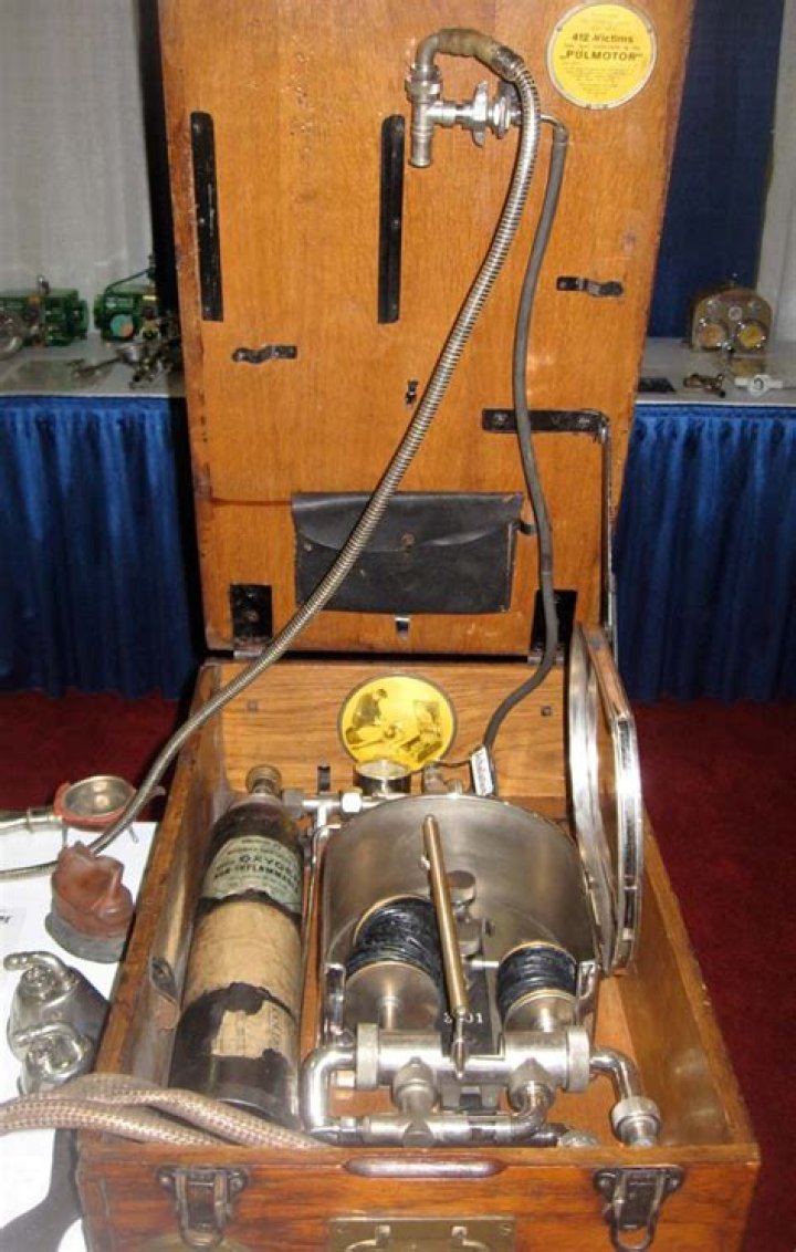 What is a pulmotor?
