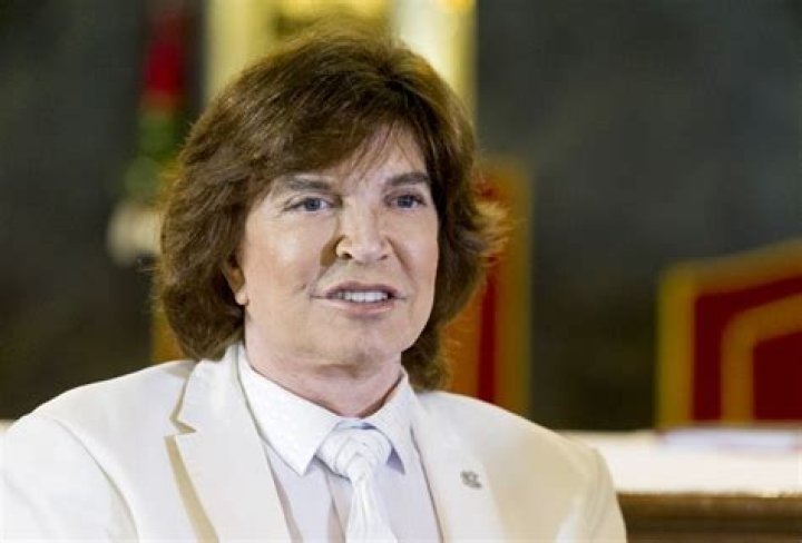 When did camilo sesto died?
