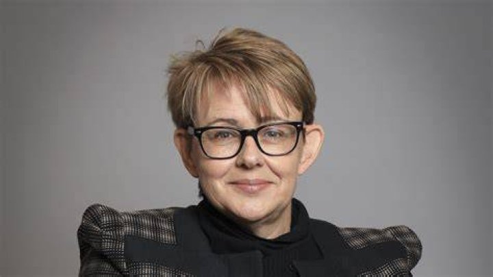 Where does tanni grey thompson live?