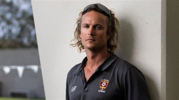 Who does dean boxall coach?