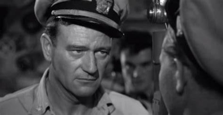 Why john wayne never served in wwii?