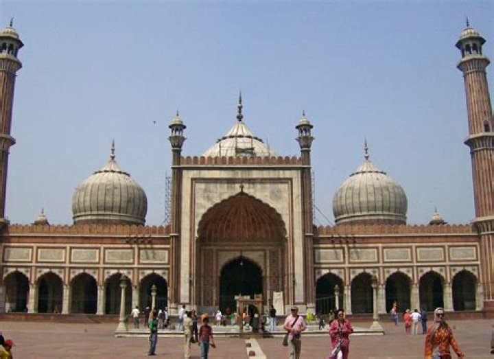 Why was jama masjid built?